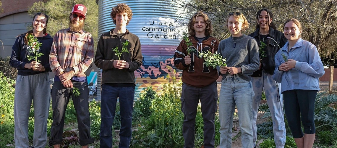 Sustainable Built Environments faculty and students in the University of Arizona Community Garden